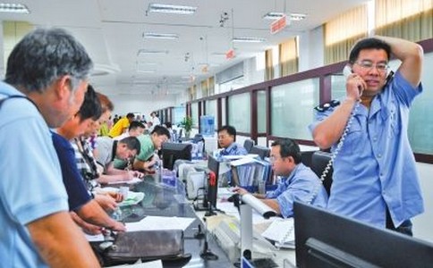 阿联酋公司的成立对周边地区的影响